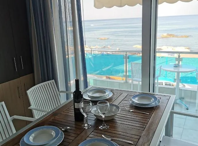 Tsampika's Sea View Vakantiehuis *