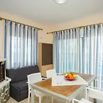 Дом отдыха Tsampika's Sea View Архангелос